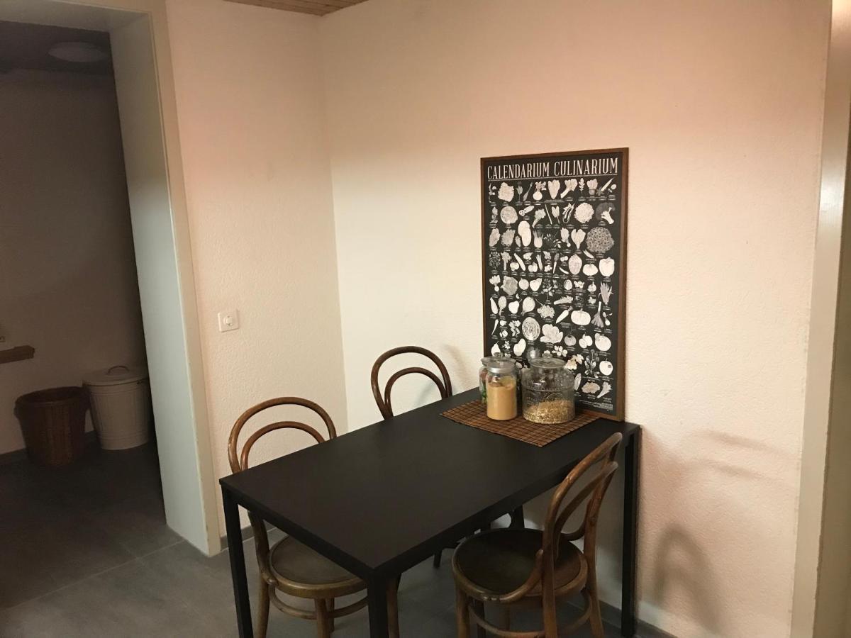 Simple Flat 72 M2 In The Centre Of Burgdorf With Private Parking Apartment Luaran gambar